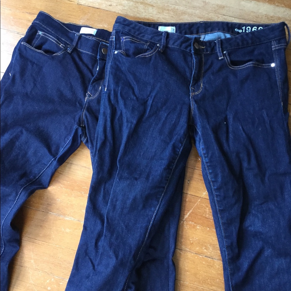 2 pairs GAP skinny jeans dark wash 31 short